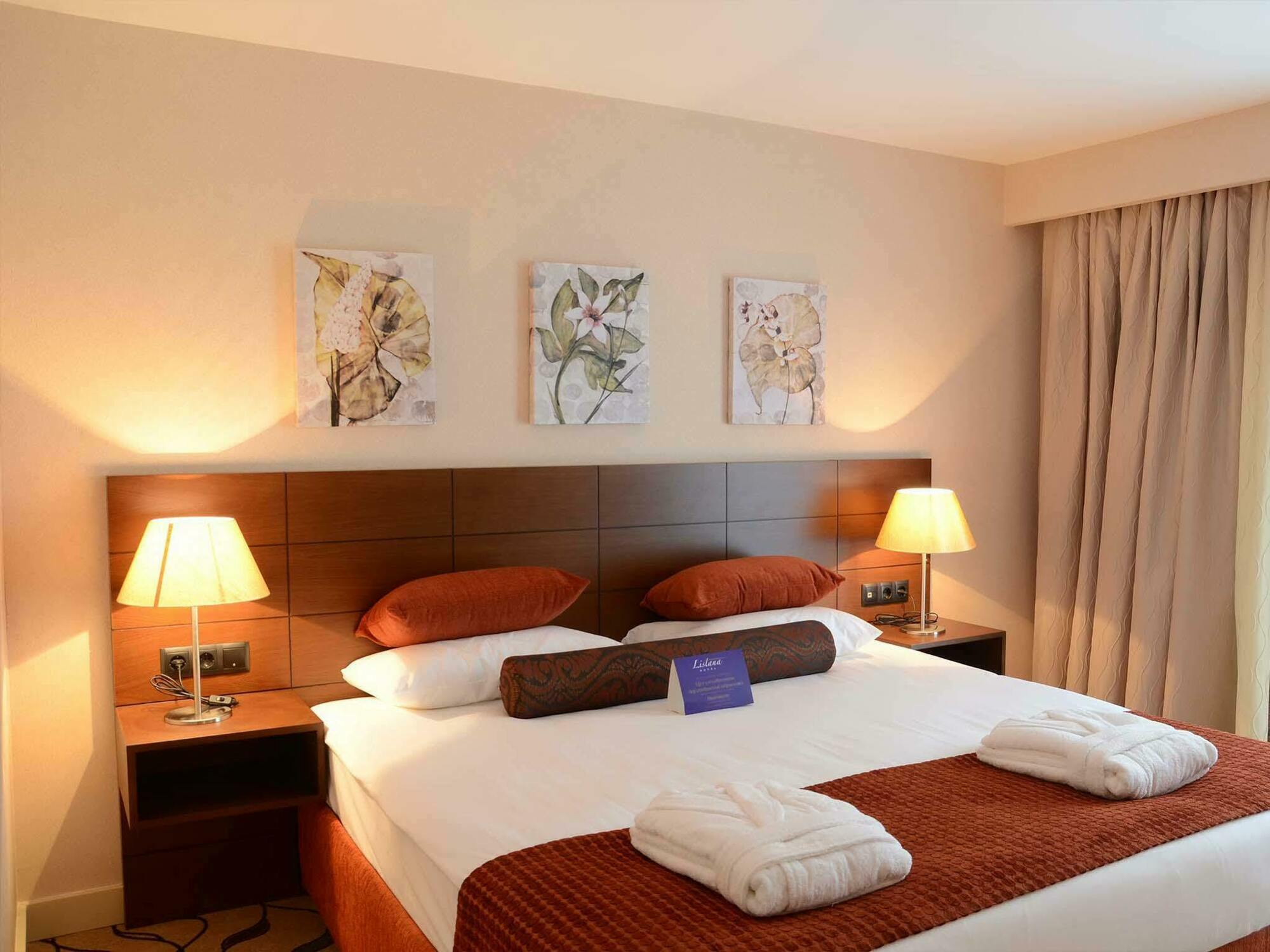 Listana Hotel Istanbul Exteriör bild